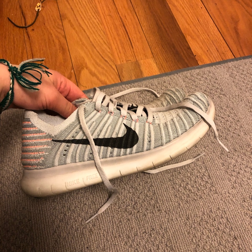 Nike free rn flyknit 7.5
